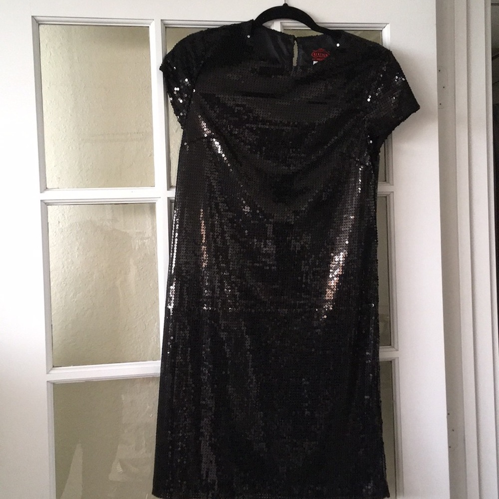 Sequined cocktail dress
